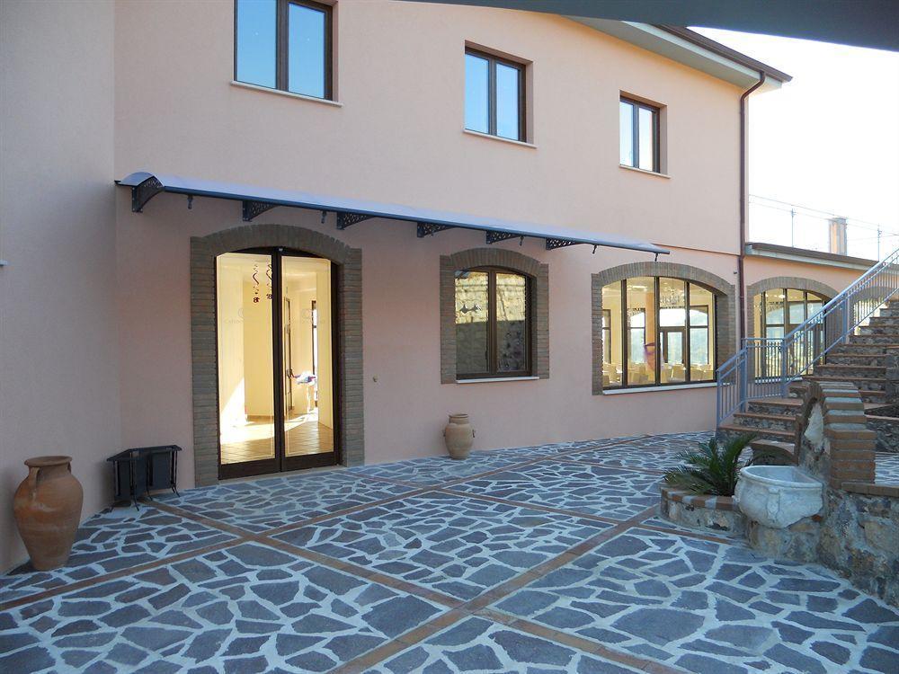 Hotel Caluna Charme San Giovanni a Piro Exterior photo